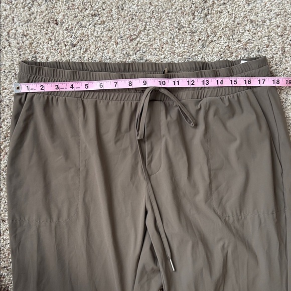 Indies Clothing Jacket and Jogger Set Olive Size L/XL - Picture 11 of 15